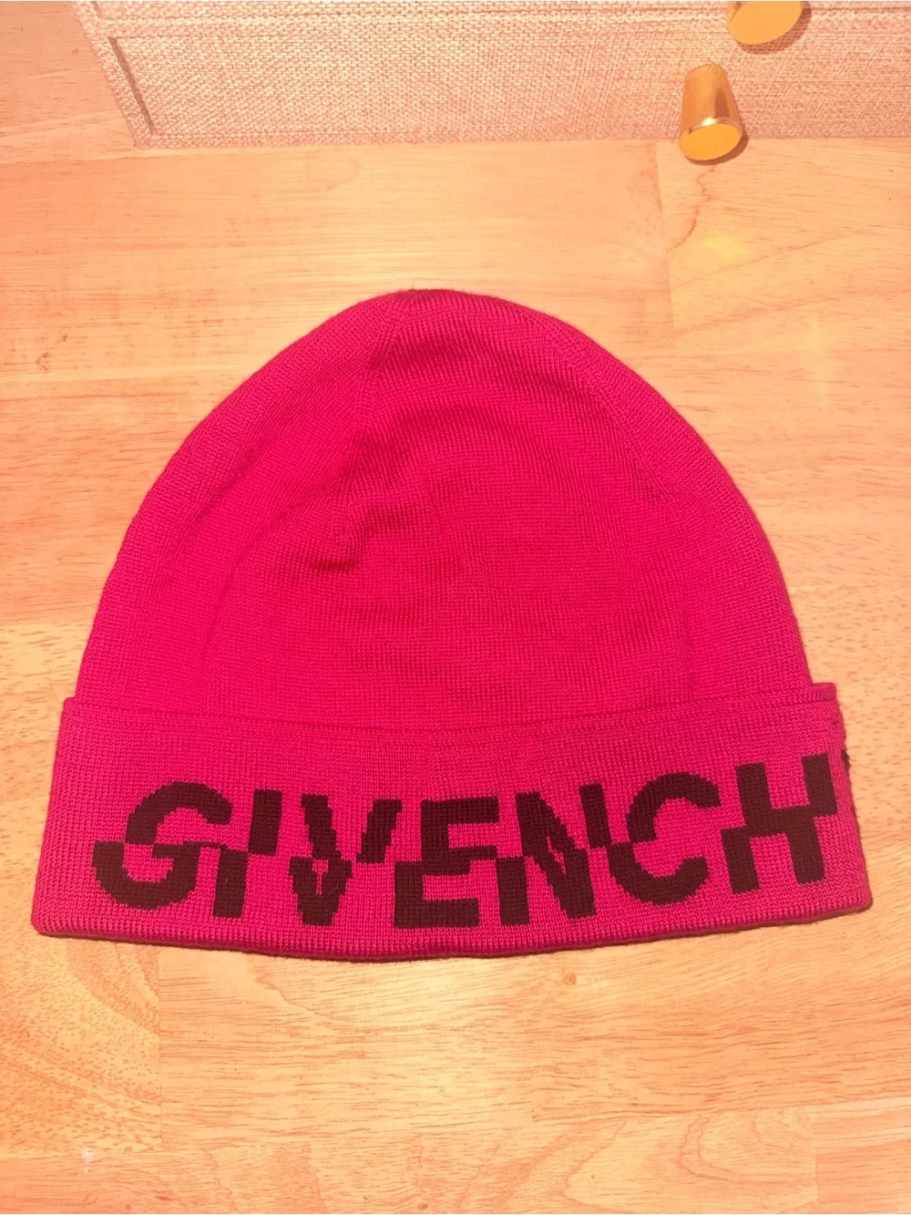 Givenchy bold logo